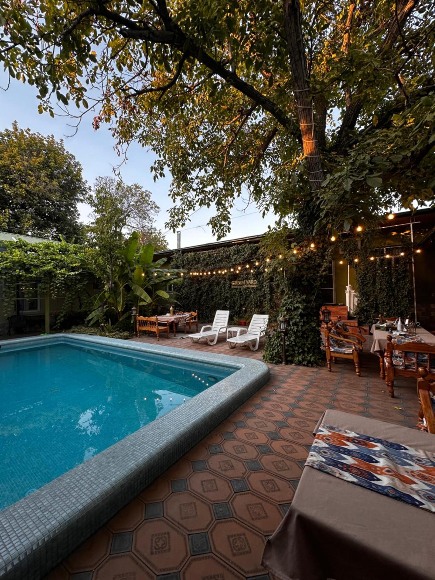 Green Yard Boutique Guesthouse طشقند المظهر الخارجي الصورة